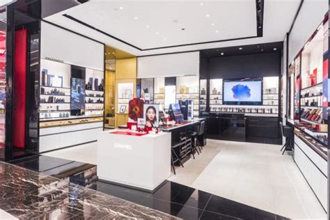 where to buy chanel cosmetics in jakarta|chanel perfume in jakarta.